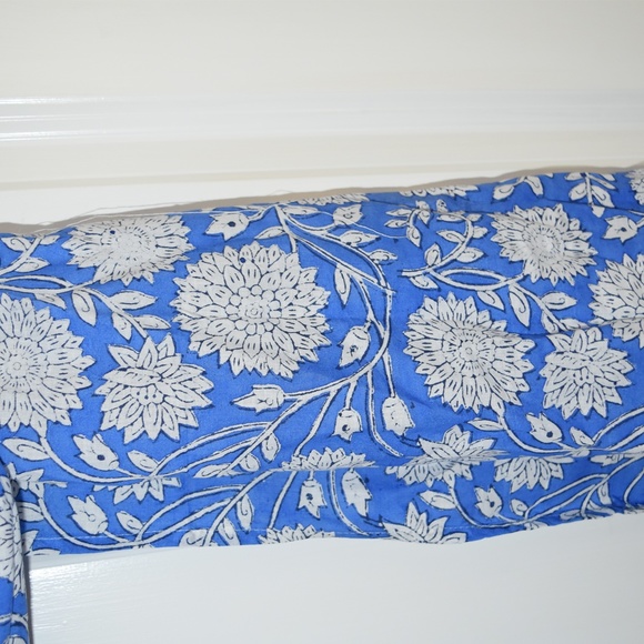 Spring Scarf - Picture 2 of 3